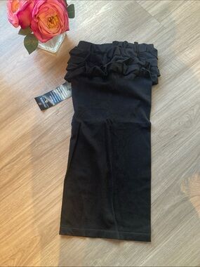 NWT!!! BEBE Black Ruffle Ribbed Tube Mini Dress M/L
